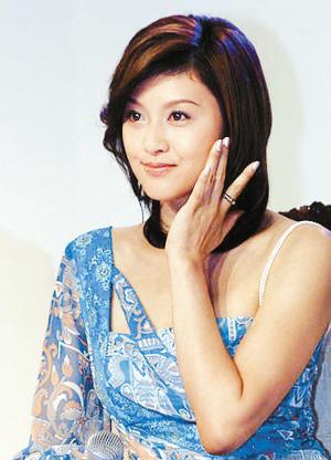 藤原纪香为美容养颜 将自己"活埋"米糠中