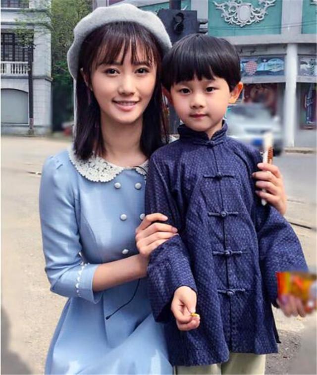 韩与诺新戏造型曝光 搭档沙溢演民国女画师