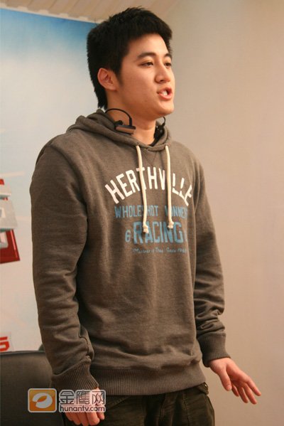 07快男济南十强卷土重来 爵士吉他南京尽显实