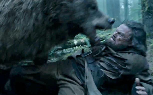 《荒野猎人》(the revenant)中莱昂纳多·迪卡普里奥遭遇巨熊