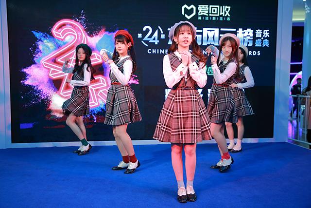 东方风云榜粉丝派对再举办 汪苏泷献热歌