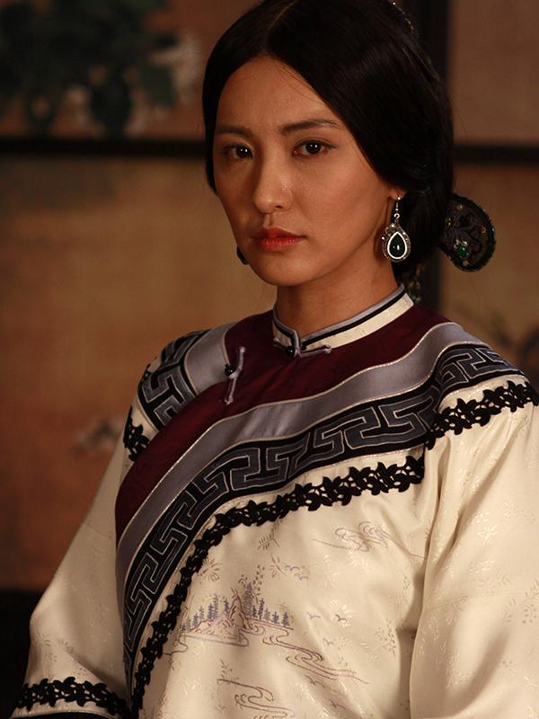 《大清盐商》开播 莫小棋张嘉译演绎爱恨情仇