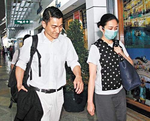 刘德华女儿满月之喜照片曝光