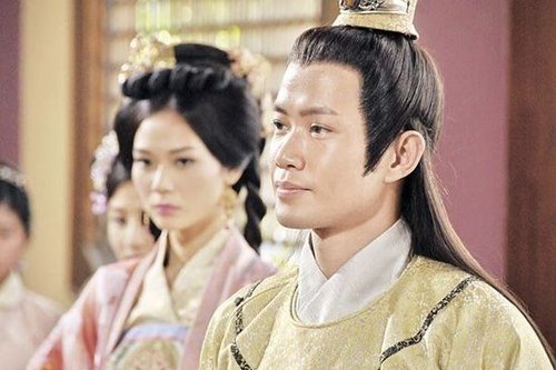 TVB《造王者》13日开播 郑则仕黎耀祥连场恶斗