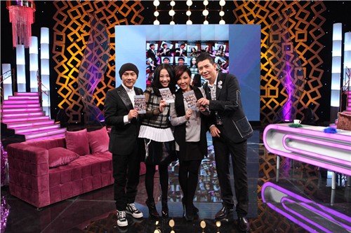 张卫健张茜婚后同台 《超级访问》揭浪漫婚姻