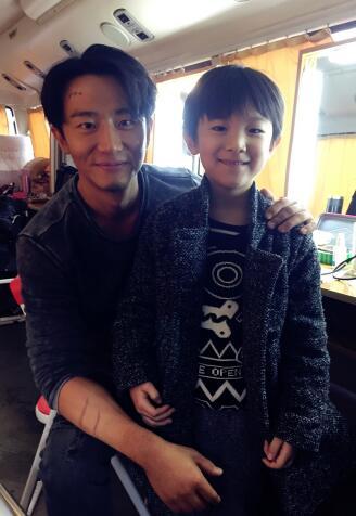 电影《非凡任务》上映 郭紫铭出演黄轩童年