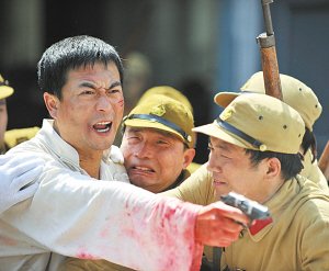 《借枪》下月亮相荧屏 拒绝与《潜伏》做比较