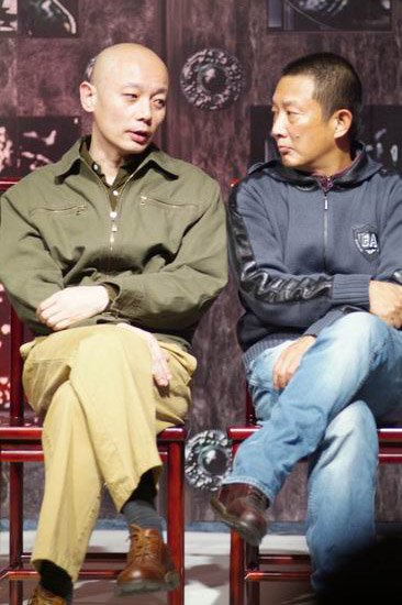 葛优与张黎在冯小刚导演的《夜宴》发布会上 葛优与张黎在冯小刚导演的《夜宴》发布会上