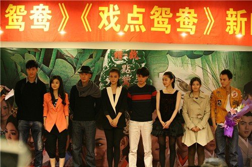 戚迹新戏杀青如释重负 自言高调演戏低调做人