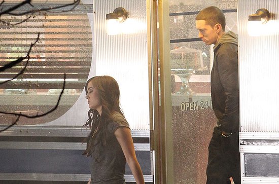 艾米纳姆成首位点击超10亿嘻哈艺人 请艳星新