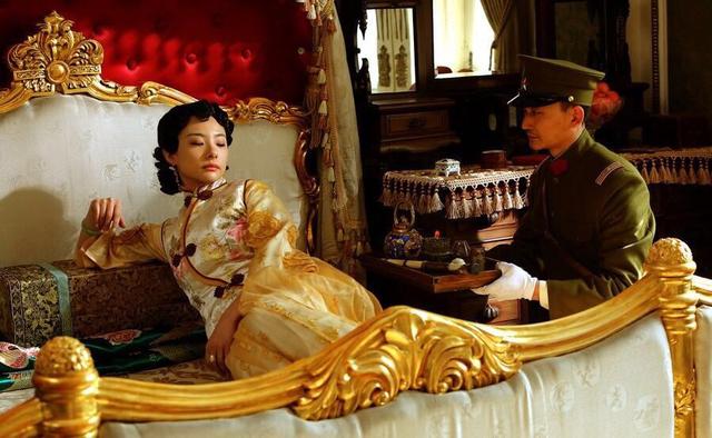 《东方战场》花絮曝光 刘璇被赞表演最敬业用心