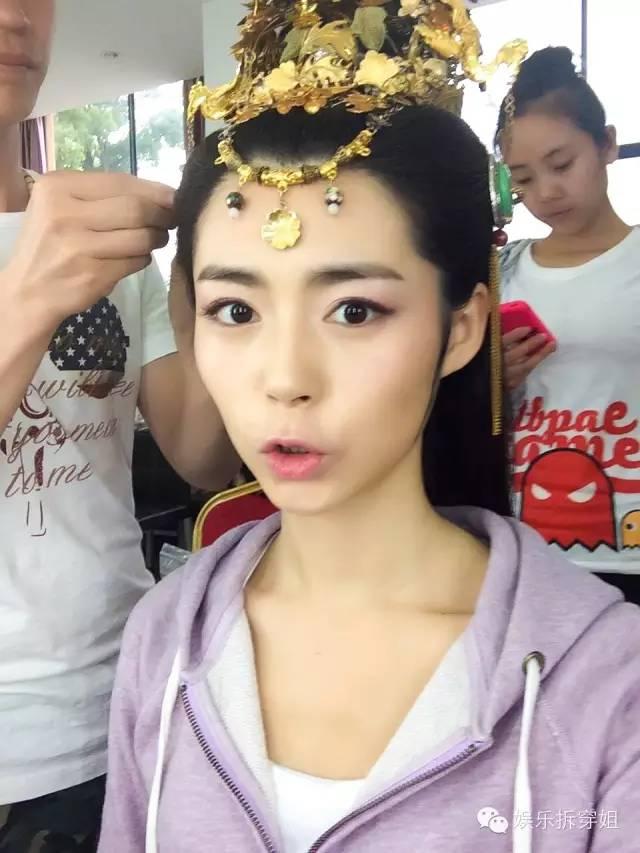 扑倒靖王的凭什么是她!姐居然认识她的同学