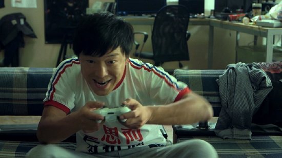 邓科大赞黄渤敬业 新作《伏魔者》热映引关注