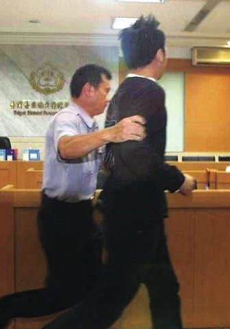 李宗瑞光盘勘验性侵细节图片