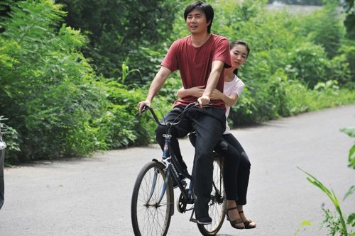 《8090向前冲》刘灿戏压身 饰演民工杀人狂