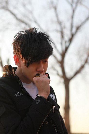 林俊杰将办生日派对 现场签售与“老婆”聚首_娱乐_腾讯网