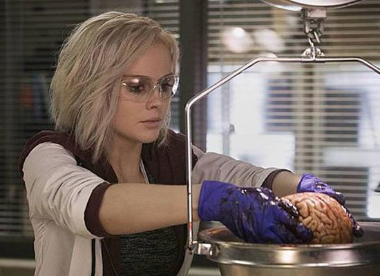 《女超人》获CBS预定 《我是僵尸》续订第二季