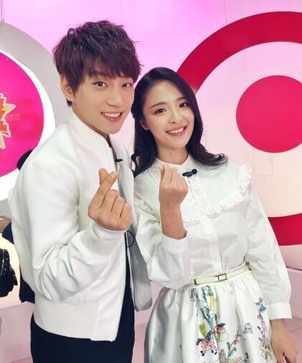 黄致列李莎旻子录节目秀恩爱 网友：虐死单身狗