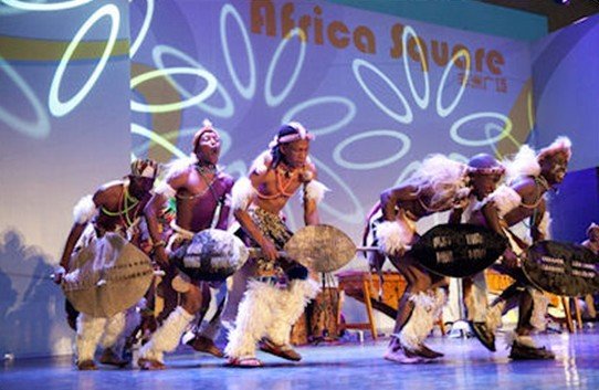 非洲丛林之王国际乡村音乐节秀祖鲁舞