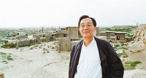 张贤亮在镇北堡西北影视城(资料图)