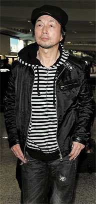 群星赴港为日本震区献爱心 刘德华﹕不要输给心痛