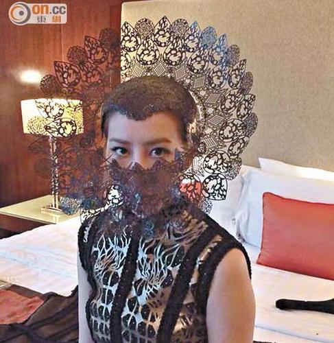 吴雨霏新MV雅加达玩神秘 获Lady GaGa设计师赞助