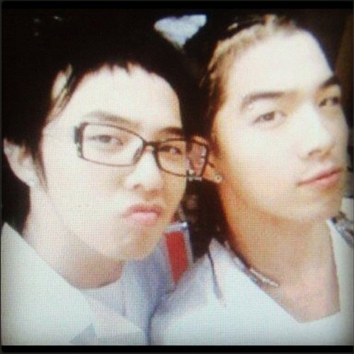 BigBang太阳GD陈年旧照曝光 晒韩流天团成员