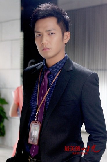 饰演的腹黑金领陆励成成观众最爱