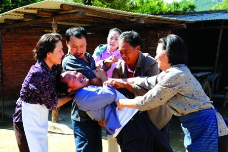 观众抨击《乡4》剧情恶俗：村民搞起了婚外恋