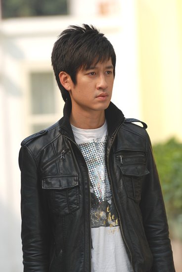 唐治平《爱》历尽坎坷 演绎有情有义完美男人