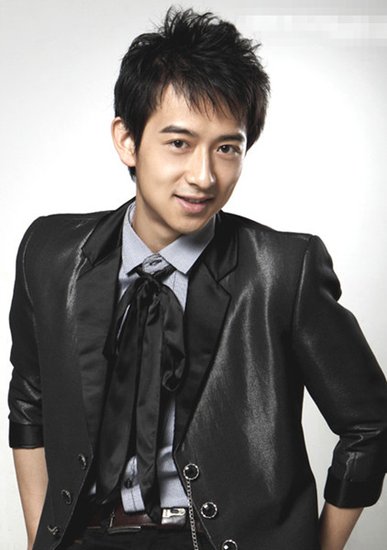 《葛藤凹》横店热拍 刘一辰饰演血性男儿