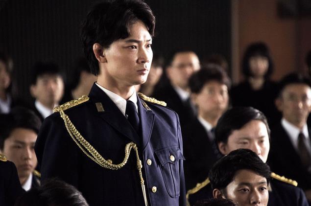 《日本最坏的家伙们》曝剧照 绫野刚现惊人演技