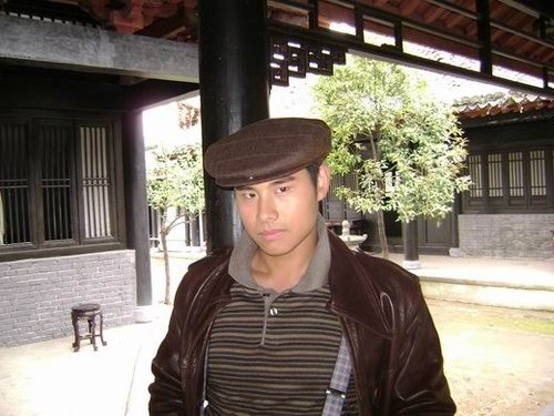 《圣堂风云》横店杀青 姚雨鑫剧中过足武瘾