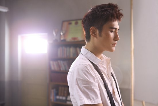 朱梓骁《桃花奇缘》mv出炉 教你寻找快乐_娱乐_腾讯网