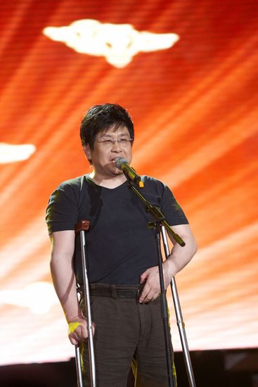 《星星点灯》触及伤痛 郑智化泪洒《歌声传奇