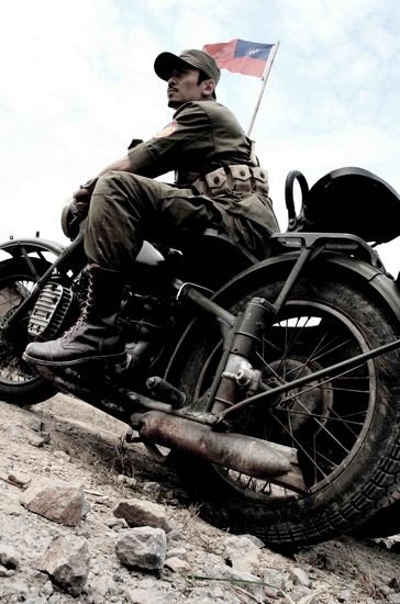 《特战先锋》热播 唐文龙进军内地变师奶杀手