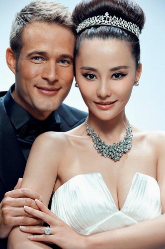 《裸婚》中秋杀青 马雅舒日夜赶戏与洋老公团圆