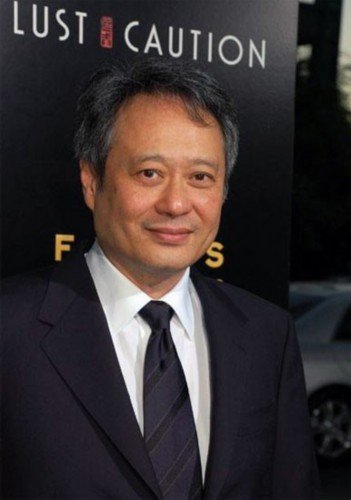 杨澜否认持美国绿卡 曝明星移民海外隐情(组图