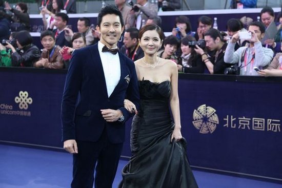 立威廉携韩国人鱼公主 亮相北京国际电影节