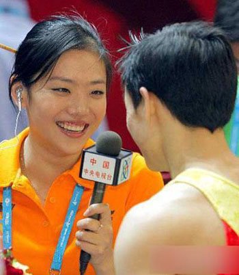 女子诈骗明星5800万 前男友体育界名人身份曝