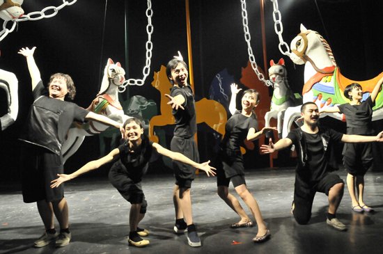 三拓旗剧团代表作《壹光年》再登上海舞台(图