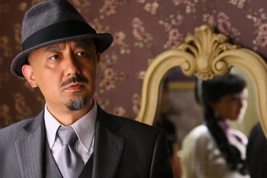 姚橹与杨幂周杰飙戏 新版《京城四少》动真情