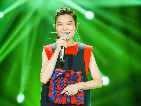 张信哲贡献《歌手4》最差表演 老狼终于回归本色