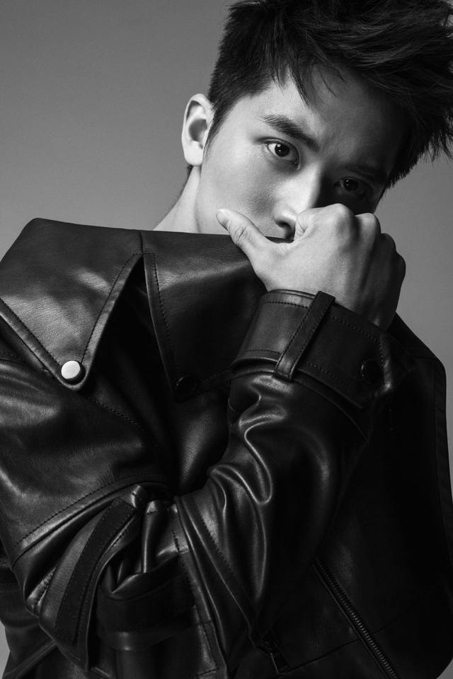 摇滚Boy许魏洲来了!Light北京签唱会全线启动