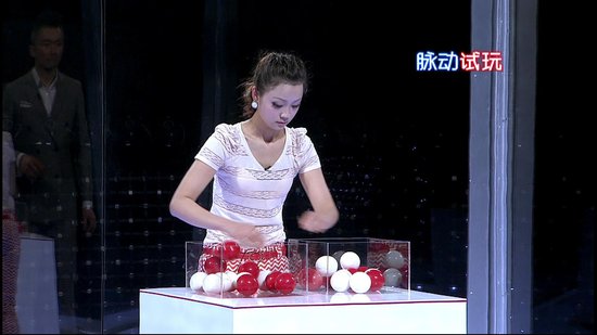 《梦立方》明晚东方卫视来袭 理性空姐镇定闯关