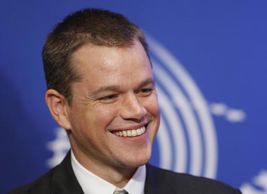 马特·达蒙麻省理工毕业演讲 呼吁学子们走出去