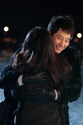 伪童话《清潭洞爱丽丝》带偶像剧走进现实