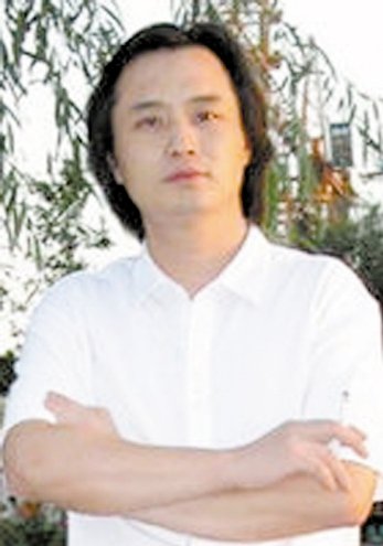 周立波网络骂战收官 网友戏称:夹着尾巴跑了