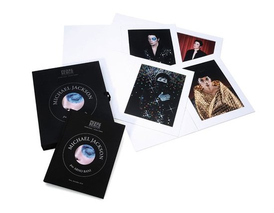 迈克尔·杰克逊未面世照片拍卖 设计师变身粉