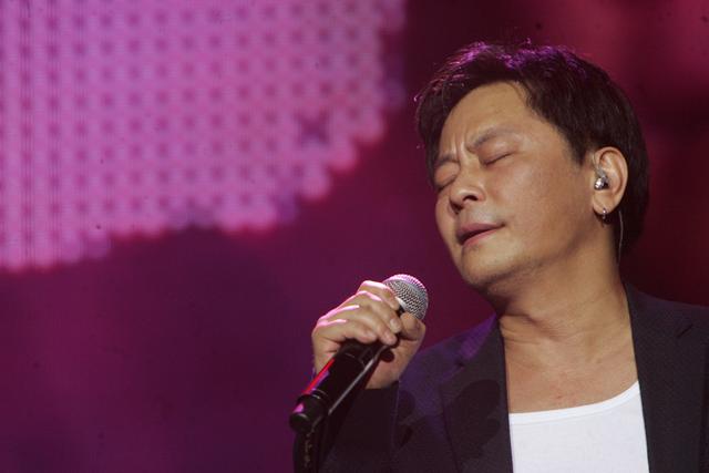 王杰赴大马举办慈善演唱会 收入将捐赠公益机构